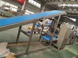 Αγορά Laminator ζύμης 800mm η μηχανή προσάρμοσε το βιομηχανικό εξοπλισμό τοποθέτησης σε στρώματα διαδικτυακή κατασκευή